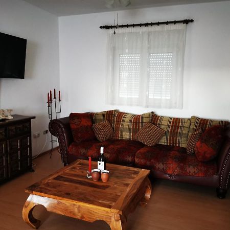 Villa Mala Vala #1 - Seeview - 80 Qm - 2 Sz - 4 Pers Trogir Eksteriør billede